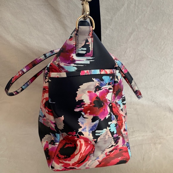 Kate Spade Adaira Laurel Way floral diaper bag - Picture 5 of 16